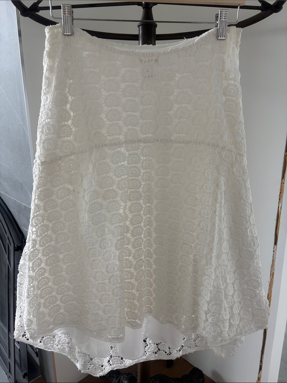 White House/black market Women’s White crochet Lace A-Line Skirt